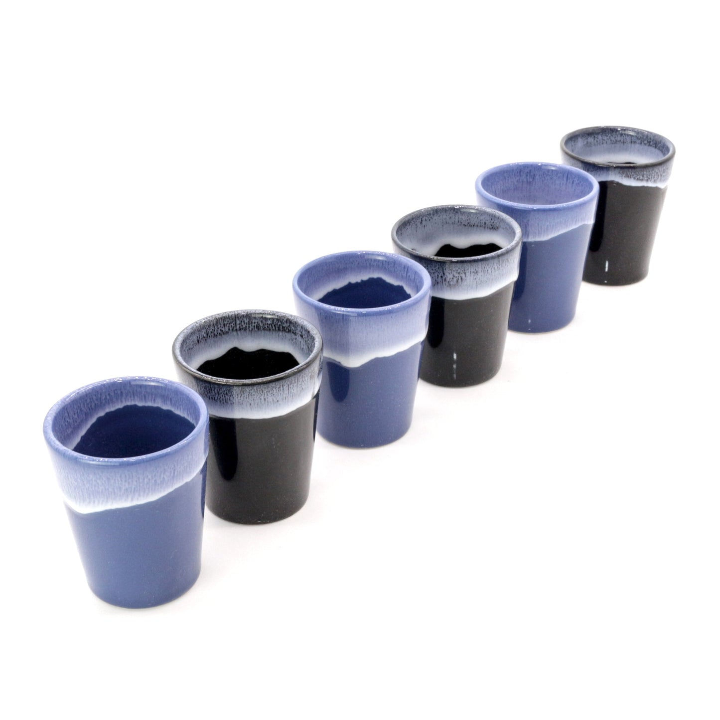 Espressotassen Set (4 x 100ml). Moderne Espressotassen. Größe: 65mm Ø 55 mm, Farbe: Blau/Schwarz